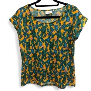 Foil lightweight cactus print scoop neck T-shirt w/rolled sleeves size medium